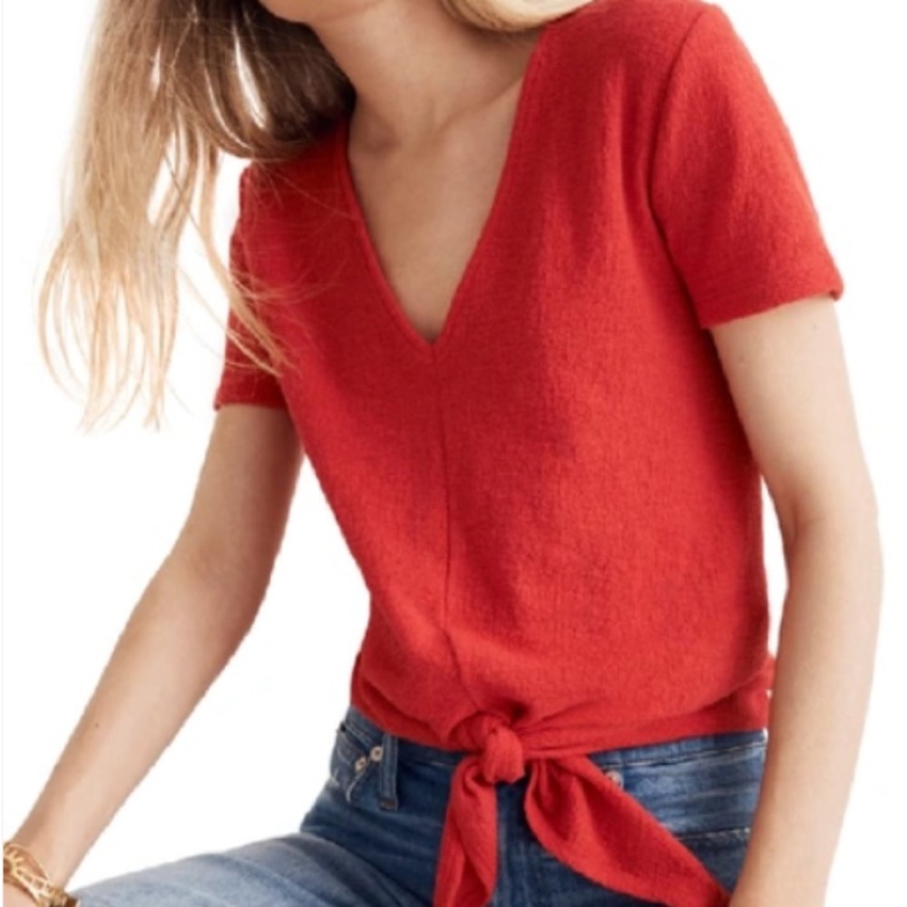 Madewell Texture & Thread v-neck modern tie front top